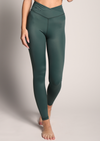 V Waist Leggings - The New Basics '25